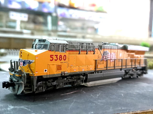 kato-176-8932-GE ES44AC Diesel Union Pacific #5380q-f